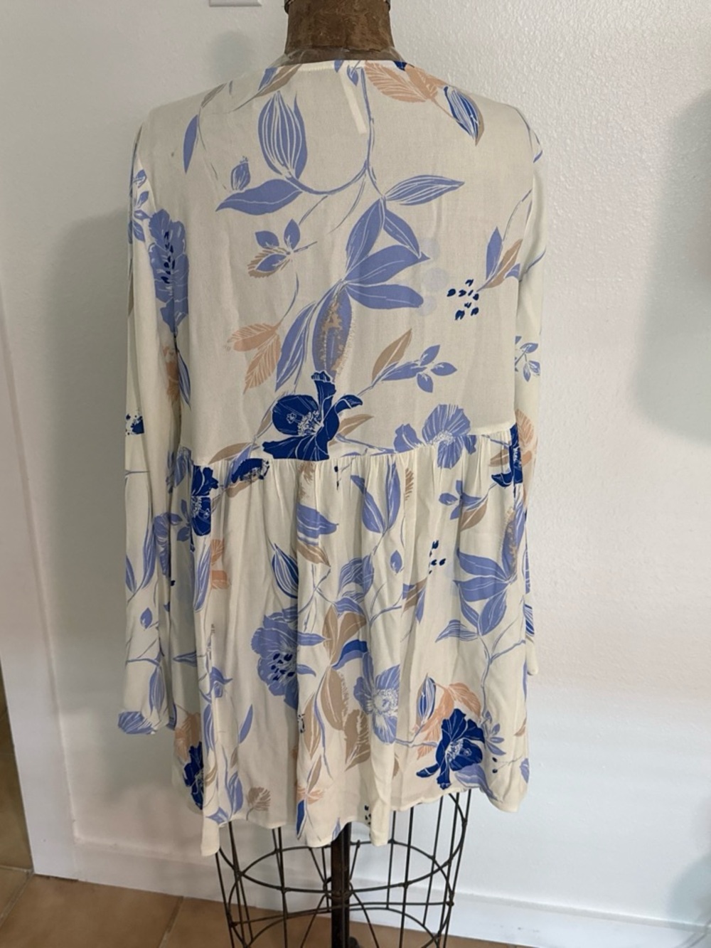 Free People Bella Floral Print Tunic White Size XS - Picture 5 of 6